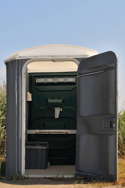 Best Portable restroom trailer rental  in Gentry, AR