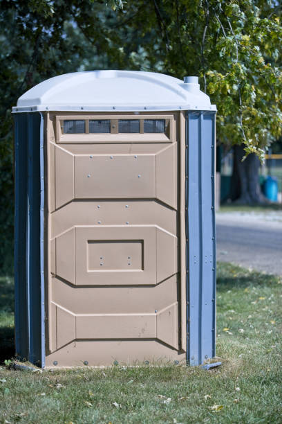 Best Portable restroom trailer rental  in Gentry, AR